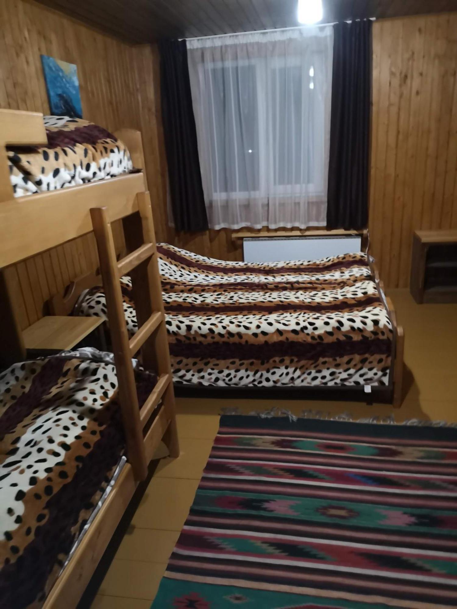 Рада Дараба Hotel Krasnik Exterior photo