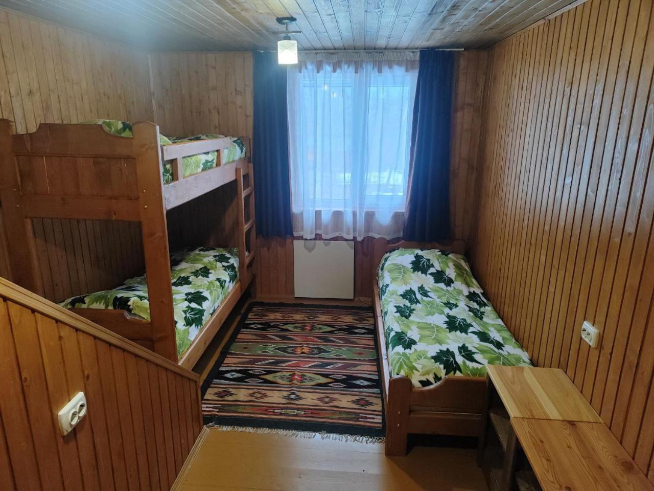 Рада Дараба Hotel Krasnik Exterior photo