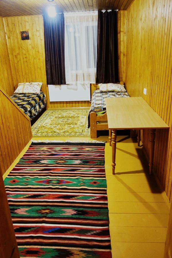 Рада Дараба Hotel Krasnik Exterior photo